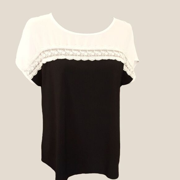 FAITH AND JOY Top Crepe and Lace Bouse With Bow size PXL Black Dove Gray… - Picture 1 of 13